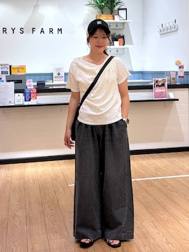 「LOWRYS FARM（ローリーズファーム）のドレーププルオーバーSS 1053677（Tシャツ/カットソー、ベージュ系）」を使った、futabaさん（レディース）の夏コーディネート