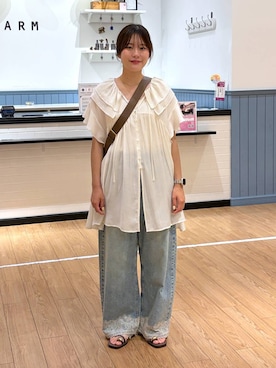 「LOWRYS FARM（ローリーズファーム）のレースデニム　601055（デニムパンツ、ブルー系）」を使った、futabaさん（レディース）の夏コーディネート