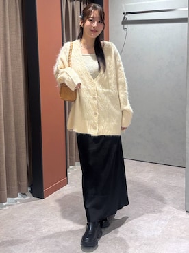 「LOWRYS FARM（ローリーズファーム）のシャギーロングＶカーディガン　595935（カーディガン/ボレロ）」を使った、futabaさん（レディース・160cm）の秋コーディネート