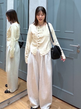 「LOWRYS FARM（ローリーズファーム）の【500mlペットボトル収納可】ハーフムーンフラップショルダーＢＡＧ 1049010（ショルダーバッグ、ブラック系）」を使った、futabaさん（レディース）の秋コーディネート