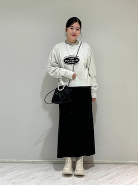 「アイテム（スウェット）」を使った、futabaさん（レディース・160cm・10代）の秋コーディネート