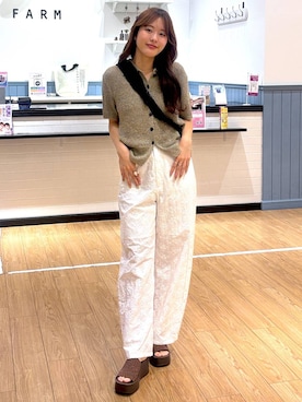 「LOWRYS FARM（ローリーズファーム）のワンショルダーボディＢＡＧ　637743（ショルダーバッグ、ブラック系）」を使った、futabaさん（レディース）の春コーディネート