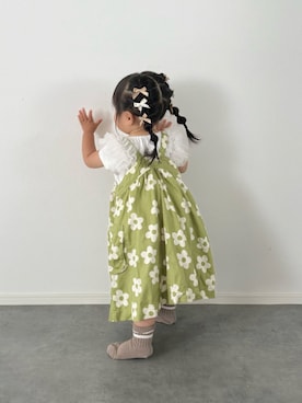「アイテム（ジャンパースカート）」を使った、soy🍃さん（キッズ・80cm）の夏コーディネート