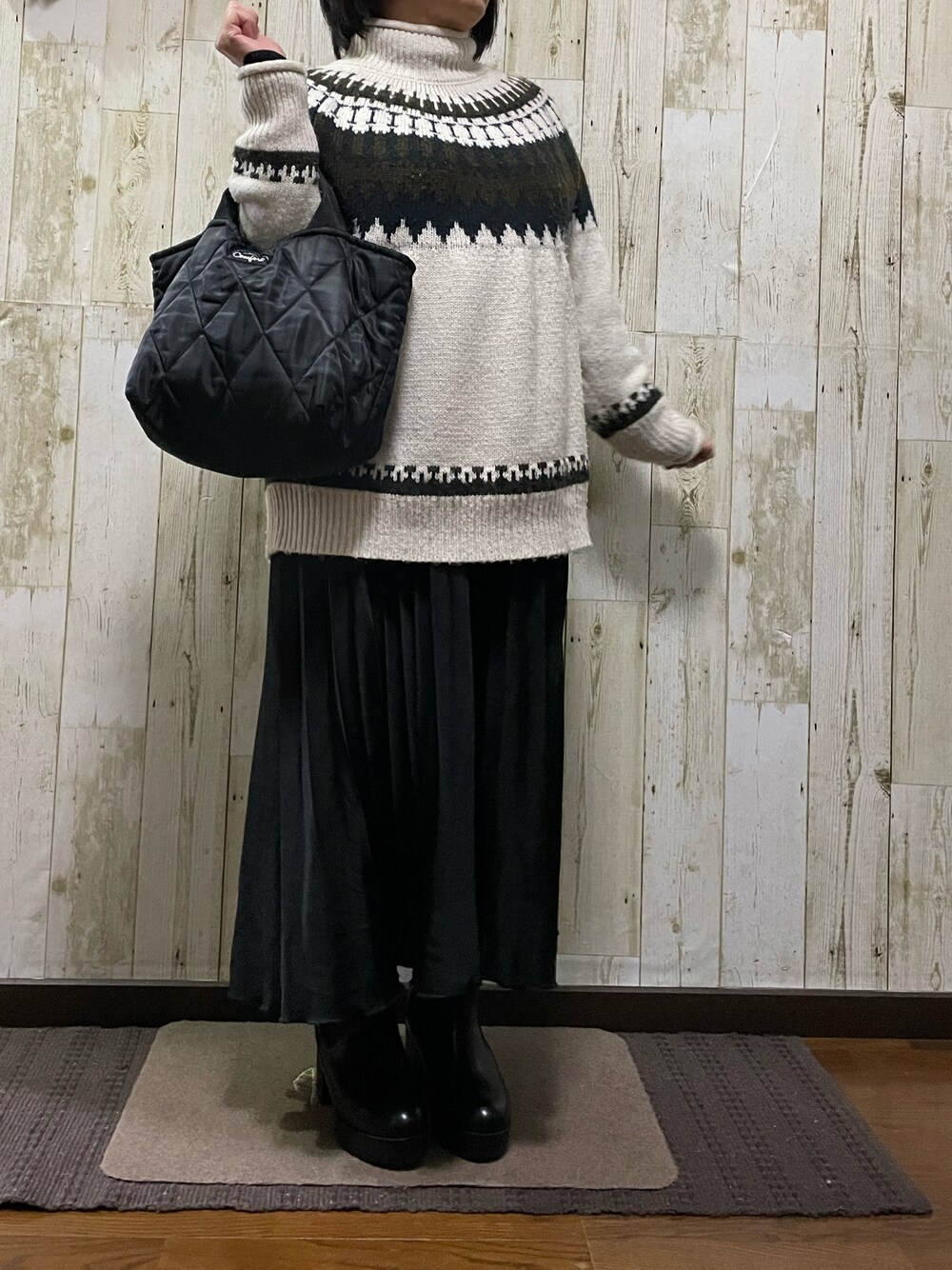 「休日コーデ、低身長女子、今日のコーデ、クリスマス、ロングスカート、ニットコーデ、50代コーデ」｜「Samansa Mos2のアイテム（ニット/セーター、ホワイト系）」を使った、cibiusaさん（レディース・145cm）の冬コーディネートの1枚目の写真