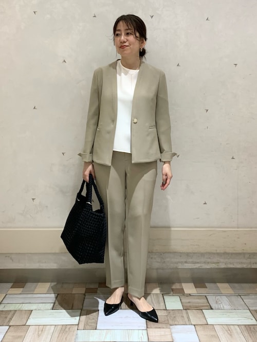 NOLLEY’S カットジョーゼットバックフレアブラウス ホワイト ジョーゼットバックフレアブラウス（シャツ/ブラウス