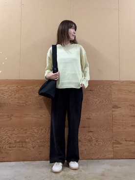 「fredy emue（フレディエミュ）の【オン・オフ対応/高身長サイズあり】とろみツイルタックスラックス（スラックス、ブラック系）」を使った、Wajikiさん（レディース・157cm）の春コーディネート