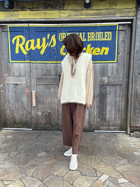 「アイテム（スリッポン）」を使った、Vさん（レディース・165cm）の秋コーディネート