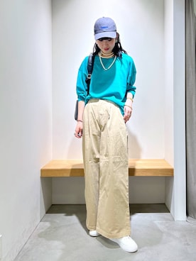 「アイテム（チノパンツ）」を使った、清水さん（レディース・170cm・20代）の夏コーディネート
