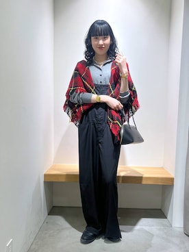 「アイテム（オールインワン・サロペット）」を使った、清水さん（レディース・170cm）の秋コーディネート