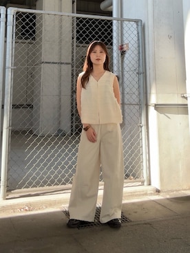 「KBF（ケイビーエフ）の『STAFF DESIGN PROJECT』フリンジボーダーベスト（ベスト、ホワイト系）」を使った、r i n k o さん（レディース・159cm）の春コーディネート