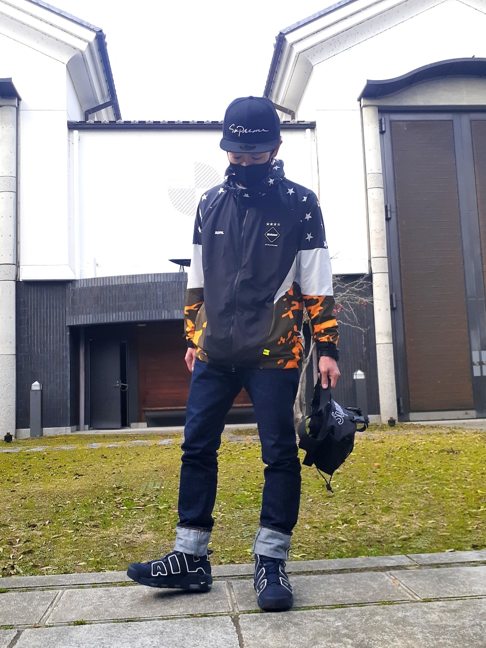 「Supreme、F.C.Real Bristol、モアアップテンポ」｜「Supreme のアイテム（キャップ、ブラック系）」を使った、Ta-ka-777さん（メンズ・173cm）の春コーディネートの1枚目の写真