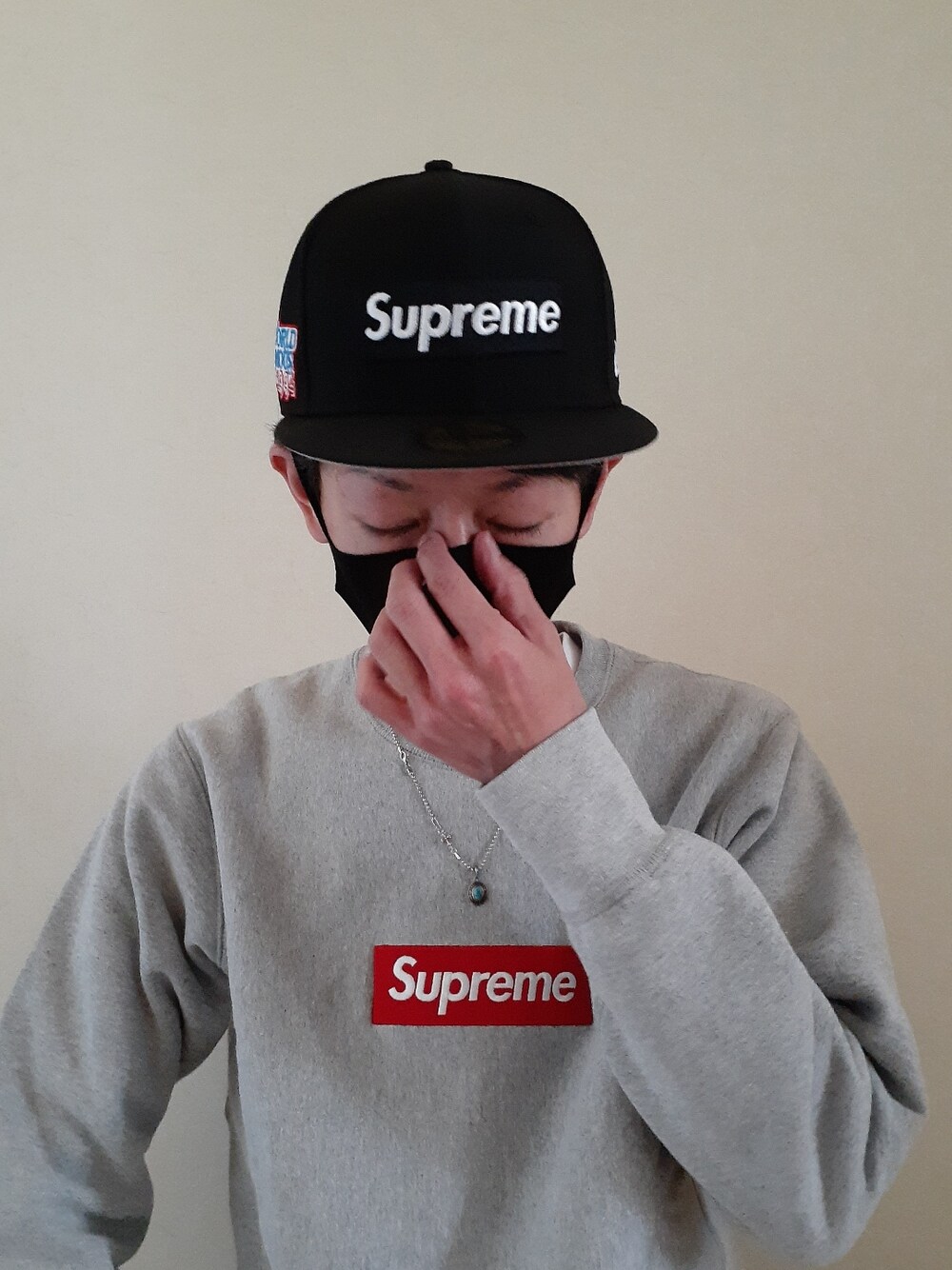 「Supreme、BOXLOGO」｜「Supreme のアイテム（キャップ、ブラック系）」を使った、Ta-ka-777さん（メンズ・173cm）の春コーディネートの1枚目の写真