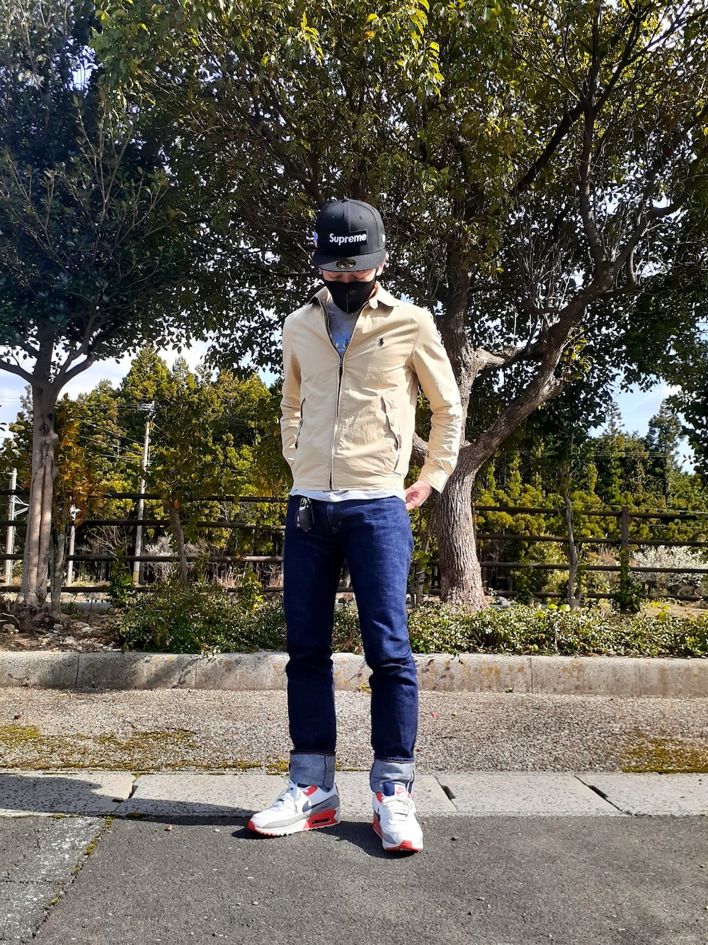 「Supreme、BOXLOGO、Ralph Lauren、AIR MAX、春コーデ」｜「Supreme のアイテム（キャップ、ブラック系）」を使った、Ta-ka-777さん（メンズ・173cm）の春コーディネートの2枚目の写真
