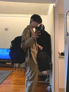 Prada プラダ のバックパック リュックを使ったメンズ人気ファッションコーディネート Wear