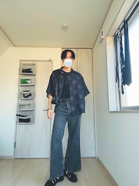 「アイテム（サンダル）」を使った、Taaさん（メンズ・185cm）の秋コーディネート
