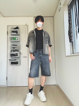 「Loose/ルース（ルース）のヴィンテージセミショートデニムシャツジャケット【セットアップ対応】（シャツ/ブラウス）」を使った、Taaさん（メンズ・185cm）の夏コーディネート