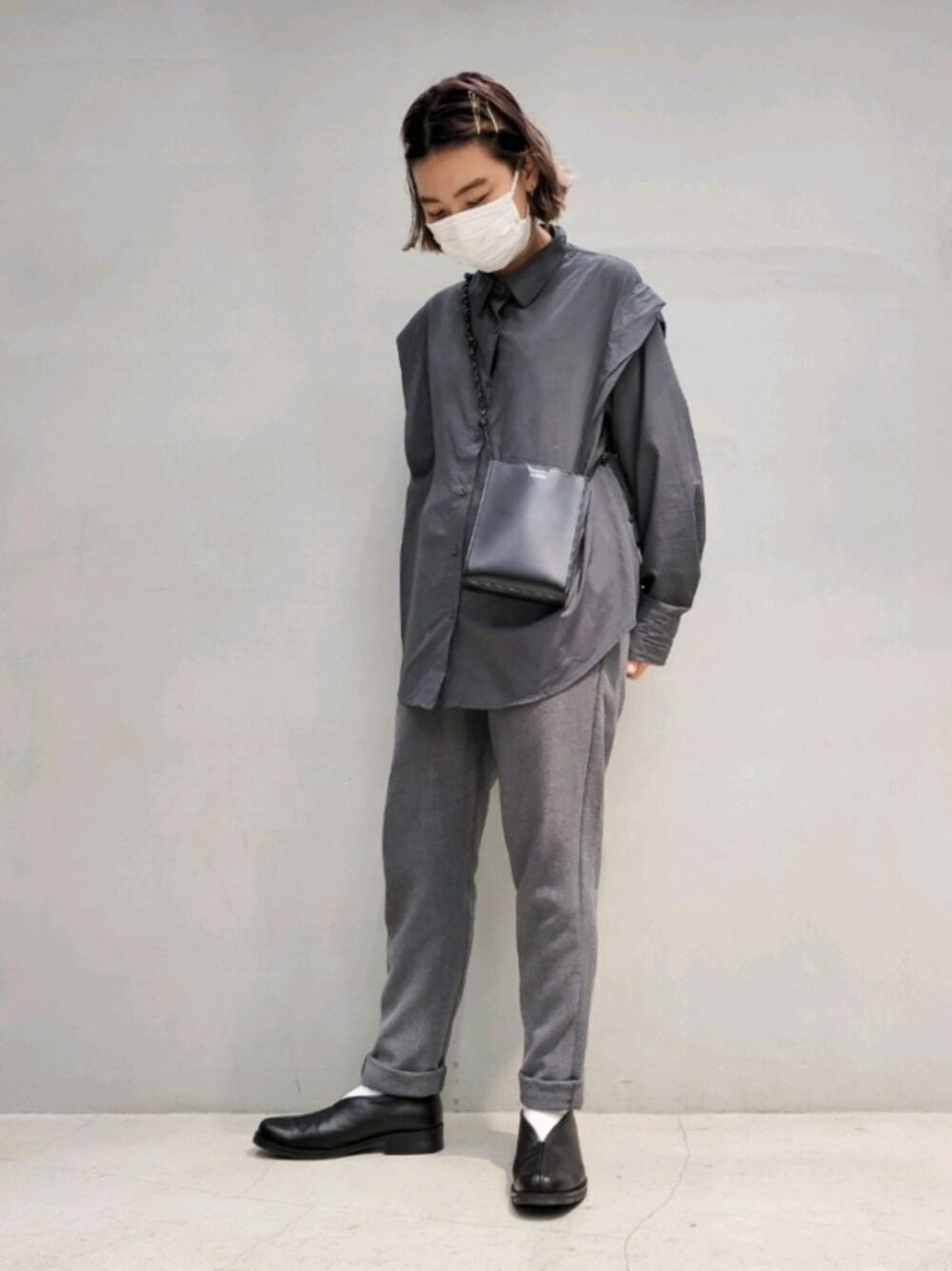 「sonshinbalのアイテム（ローファー、ブラック系）」を使った、kanabuuuuuuuunさん（レディース・159cm）の秋コーディネートの1枚目の写真