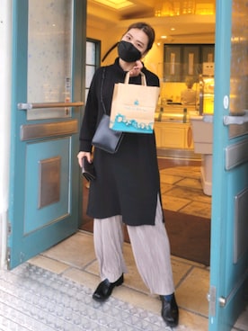 「DIGAWEL（ディガウェル）のアイテム（財布）」を使った、kanabuuuuuuuunさん（レディース・159cm）の秋コーディネート