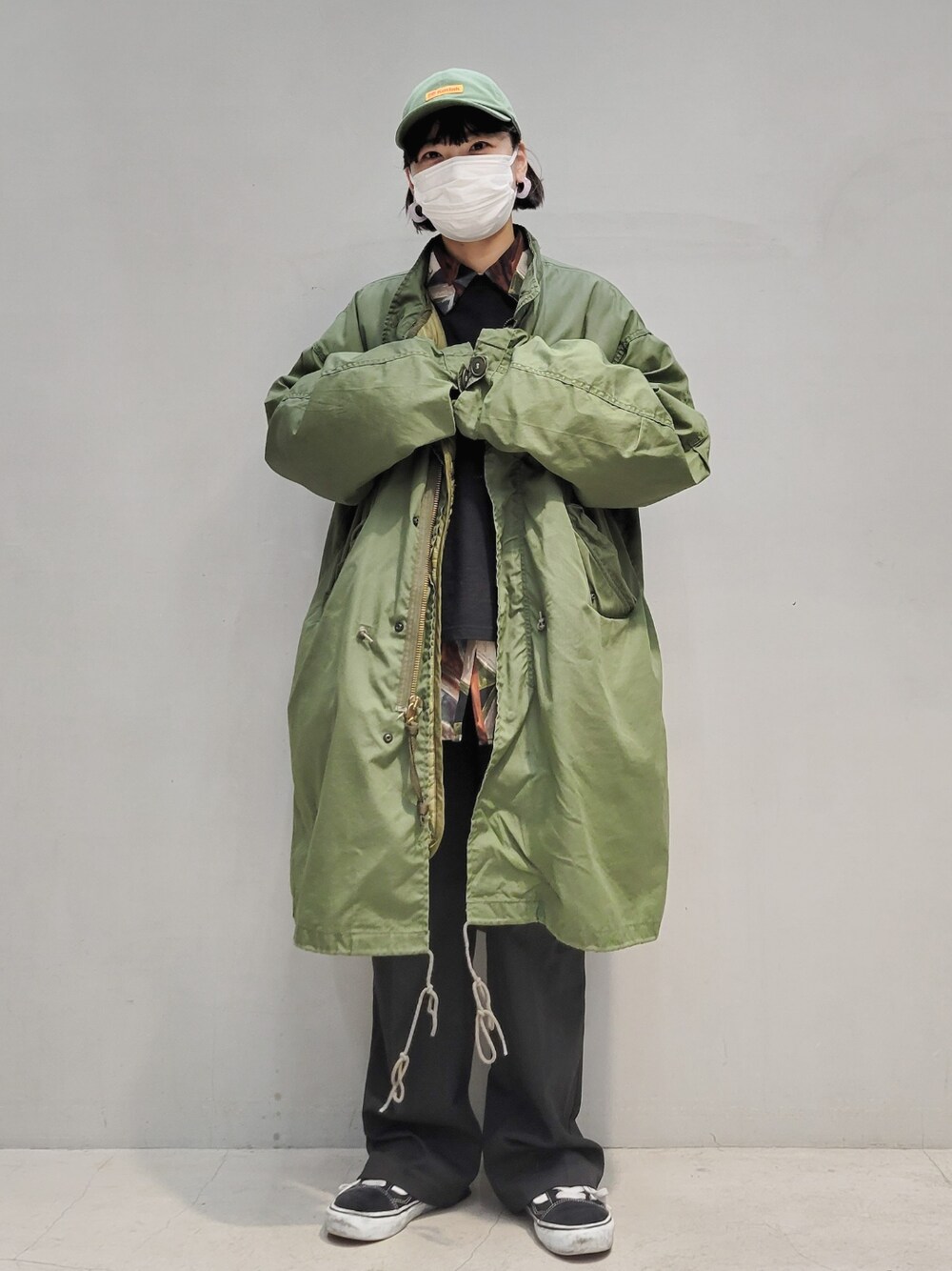 「M65」｜「古着のアイテム（MA-1、グリーン系）」を使った、kanabuuuuuuuunさん（レディース・159cm）の冬コーディネートの1枚目の写真