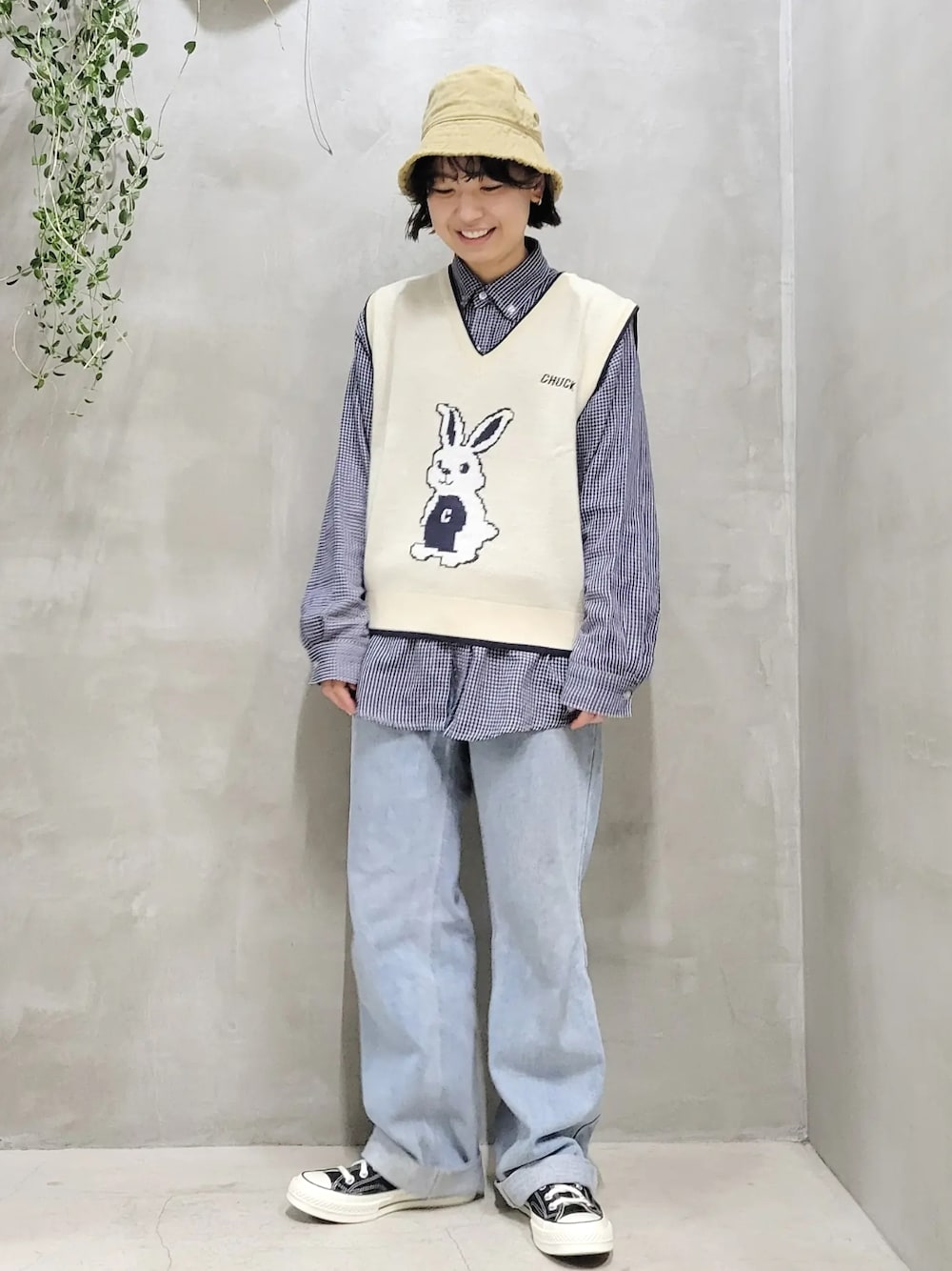 「韓国ファッション」｜「ALANDのアイテム（ハット、ベージュ系）」を使った、kanabuuuuuuuunさん（レディース・159cm）の春コーディネートの1枚目の写真