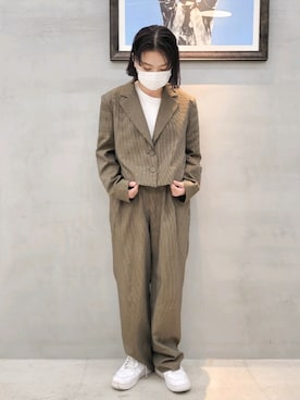 「DHOLIC（ディーホリック）のアイテム（セットアップ）」を使った、kanabuuuuuuuunさん（レディース・159cm）の秋コーディネート