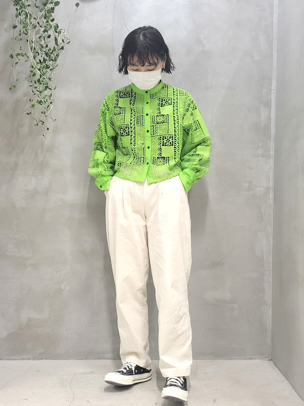 「韓国ファッション」｜「mietteのアイテム（シャツ/ブラウス、グリーン系）」を使った、kanabuuuuuuuunさん（レディース・159cm）の春コーディネートの1枚目の写真