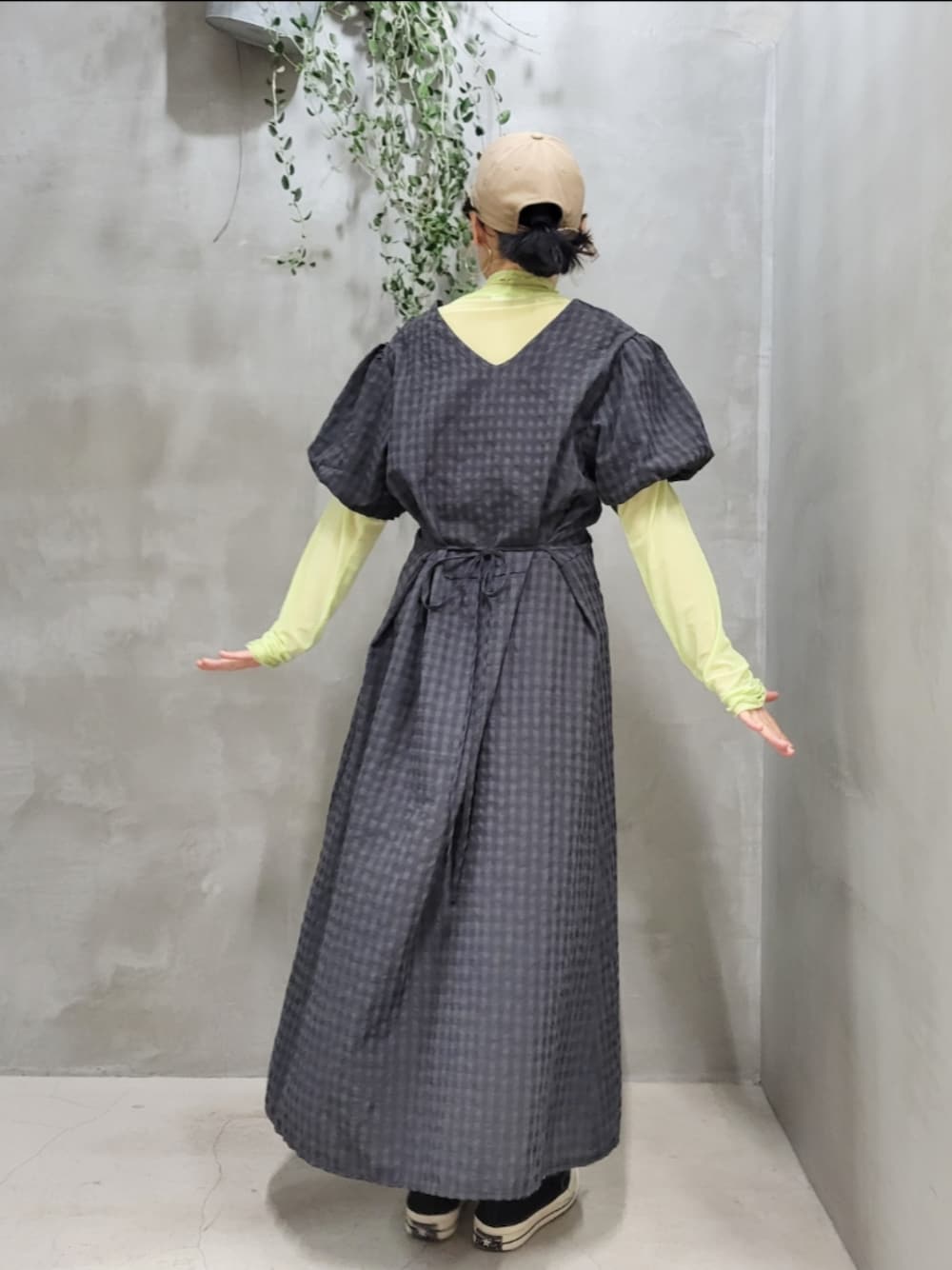 「ワンピーススタイル」｜「DHOLICのアイテム（ワンピース、ブラック系）」を使った、kanabuuuuuuuunさん（レディース・159cm）の夏コーディネートの1枚目の写真