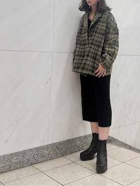 「大人シンプル」｜「アイテム（その他アウター）」を使った、AYU KAMEIさん（レディース・158cm）の秋コーディネート