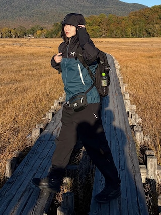 「ARC'TERYX(アークテリクス)のARC’TERYX / Beta Jacket(ブルゾン)」を使った、YUKIさん(メンズ・175cm)の秋コーディネート