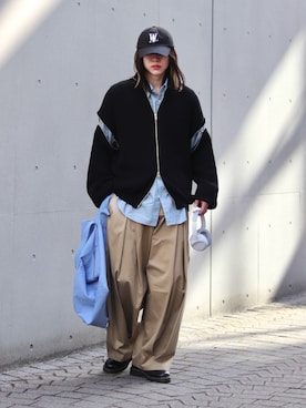 「アイテム（カーゴパンツ）」を使った、YUKIさん（メンズ・175cm）の秋コーディネート