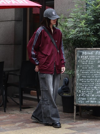 「BLAYMORE(ブレイモア)の【BLAYMORE】 Washed Denim Cargo Pant(カーゴパンツ)」を使った、YUKIさん(メンズ・175cm)の秋コーディネート