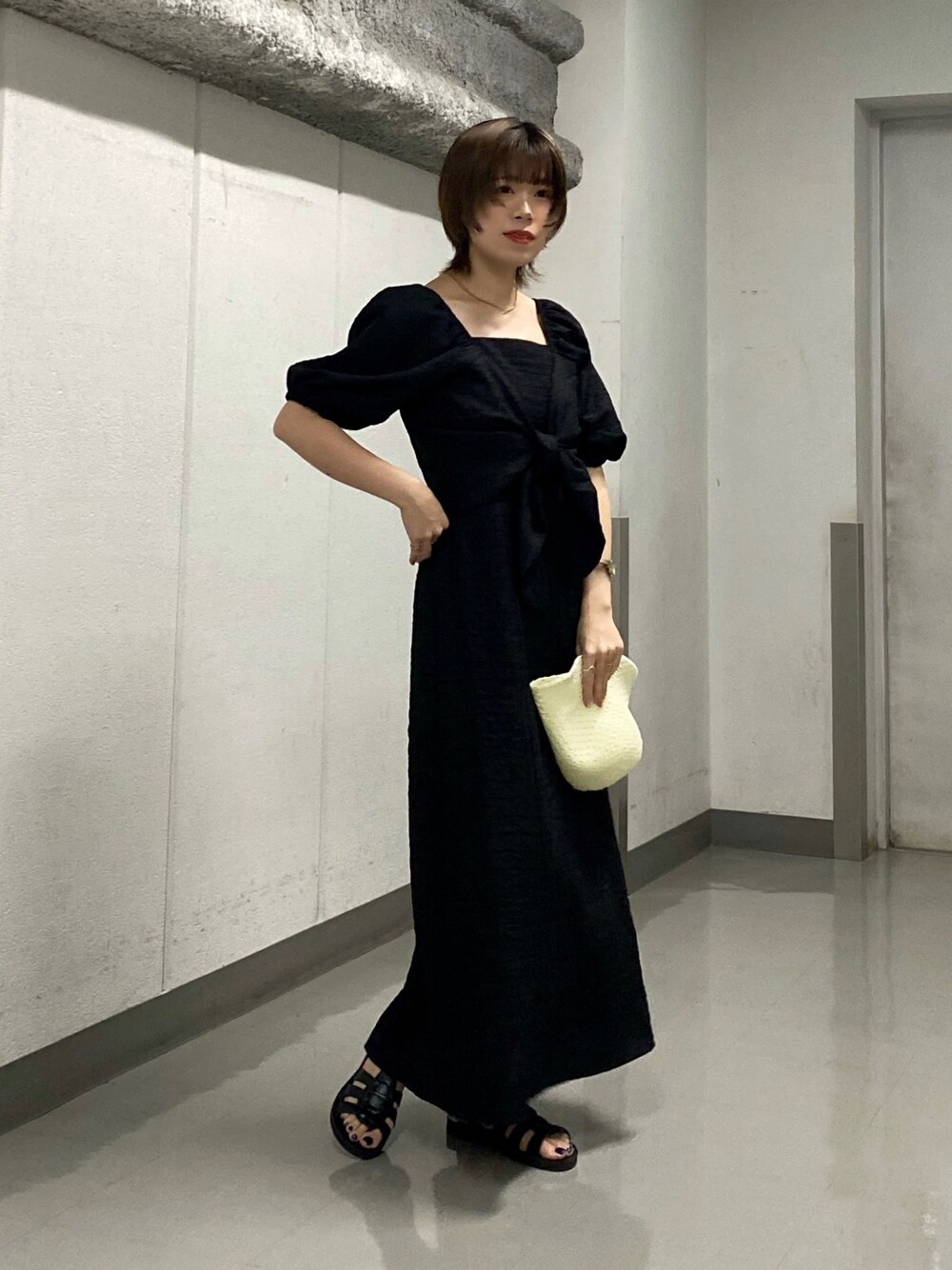 「着回しコーデ、シンプルスタイル、サンダルコーデ、お出かけコーデ、夏コーデ、モノトーン、オトナガーリー、フェミニン、Ray Cassin、いいね、save、フォローお願いします🤑、キャミワンピ、ワンピース」｜「RAY CASSINの前後2wayトップスセットキャミワンピース（ワンピース/ドレス、ブラック系）」を使った、nimoさん（レディース・155cm）の夏コーディネートの1枚目の写真