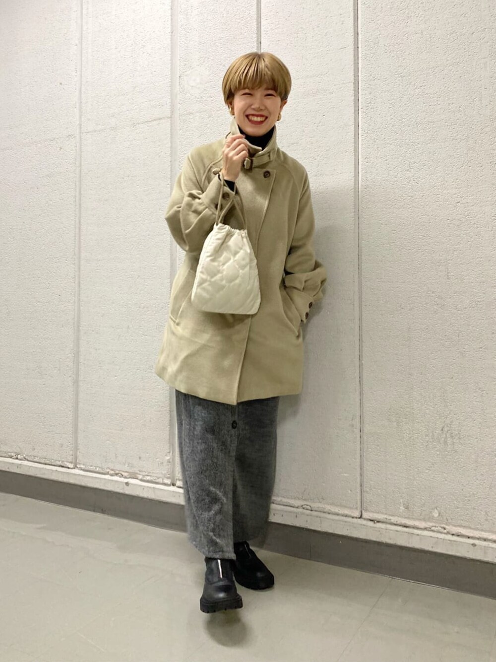 ZARAのアイテムを使った「スタンドカラーコート」の人気ファッション
