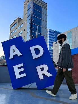 「ADER error」｜「アイテム（ジャケット/アウター）」を使った、black_sooannさん（メンズ・182cm）の春コーディネート