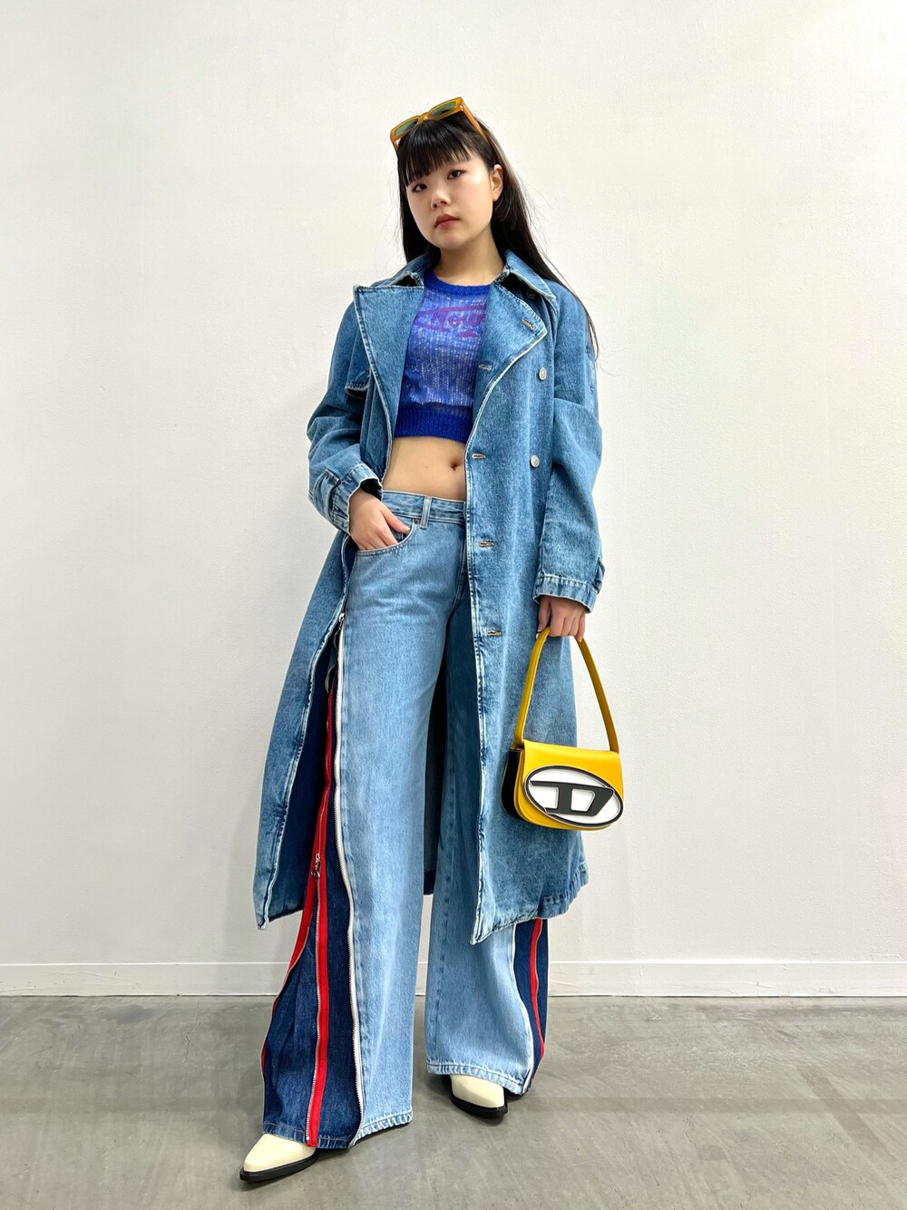 DIESELのデニムジャケットを使った「トレンチコート」の人気