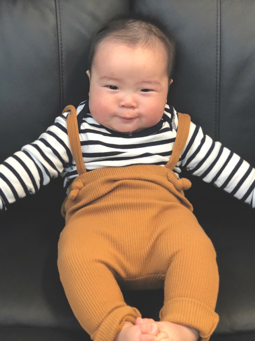 「リブパンツ、プチプラ、UNIQLO、本日のコーデ」｜「UNIQLOのアイテム（ロンパース、ホワイト系）」を使った、natsuさん（キッズ・70cm）の冬コーディネートの1枚目の写真