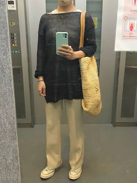 「チャックテイラー」｜「アイテム（スラックス）」を使った、ahiroさん（レディース・165cm）の夏コーディネート