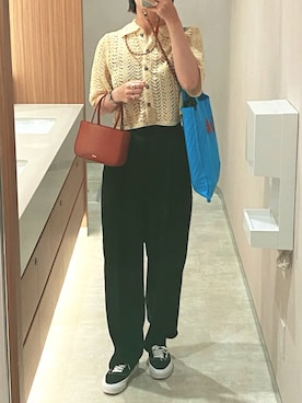 「バッグ2個持ち」｜「アイテム（トートバッグ）」を使った、ahiroさん（レディース・165cm）の夏コーディネート