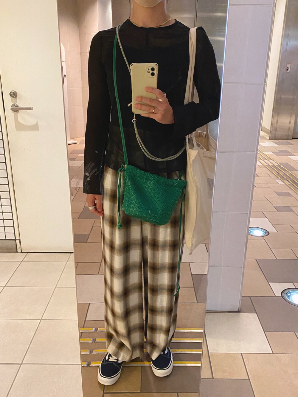 PHEENY(フィーニー)の「【PHEENY】Rayon ombre check 2 tuck slacks
