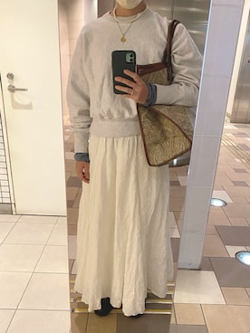 「A VACATION（アヴァケーション）のアイテム（バッグ）」を使った、ahiroさん（レディース・165cm）の秋コーディネート