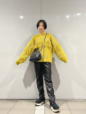 「マスタード」｜「アイテム（スリッポン）」を使った、光永さん（レディース・159cm）の秋コーディネート