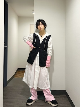 「アイテム（アームカバー）」を使った、光永さん（レディース・159cm）の秋コーディネート