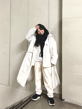 「オールホワイト」｜「アイテム（スリッポン）」を使った、光永さん（レディース・159cm）の冬コーディネート