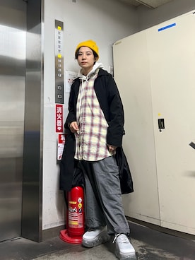 「ボーイッシュ」｜「アイテム（ステンカラーコート）」を使った、光永さん（レディース・159cm）の冬コーディネート