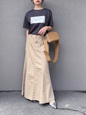 「Emma Taylor（エマテイラー）の【新色追加！】大人ロゴプリントTシャツ（Tシャツ/カットソー）」を使った、さくらさん（レディース・163cm・40代）の夏コーディネート