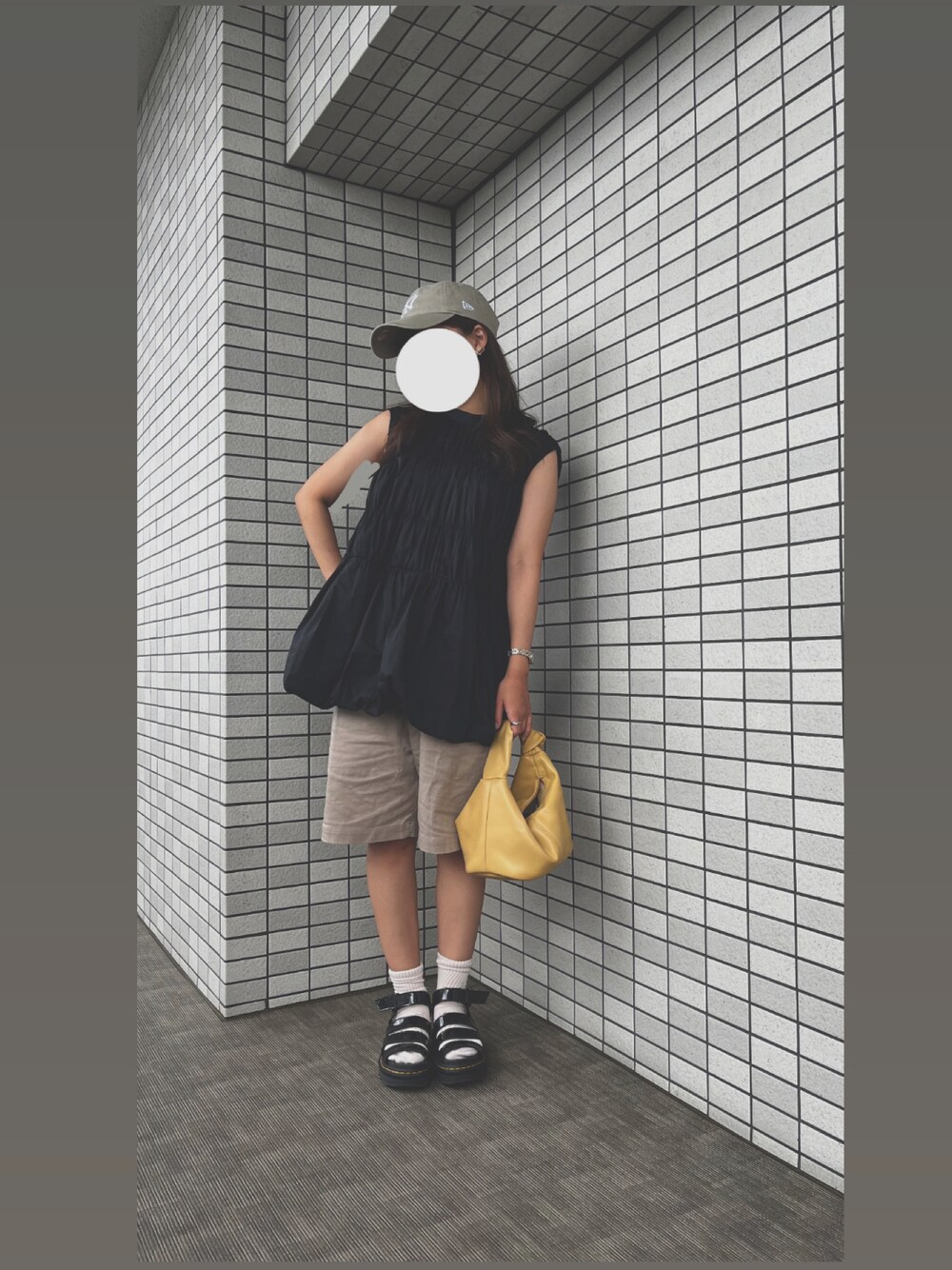「お出かけコーデ、休日スタイル、ナチュラル、お洒落さんとつながりたい」｜「Mila Owenのアイテム（トップス、ブラック系）」を使った、kanaさん（レディース・154cm）の夏コーディネートの1枚目の写真