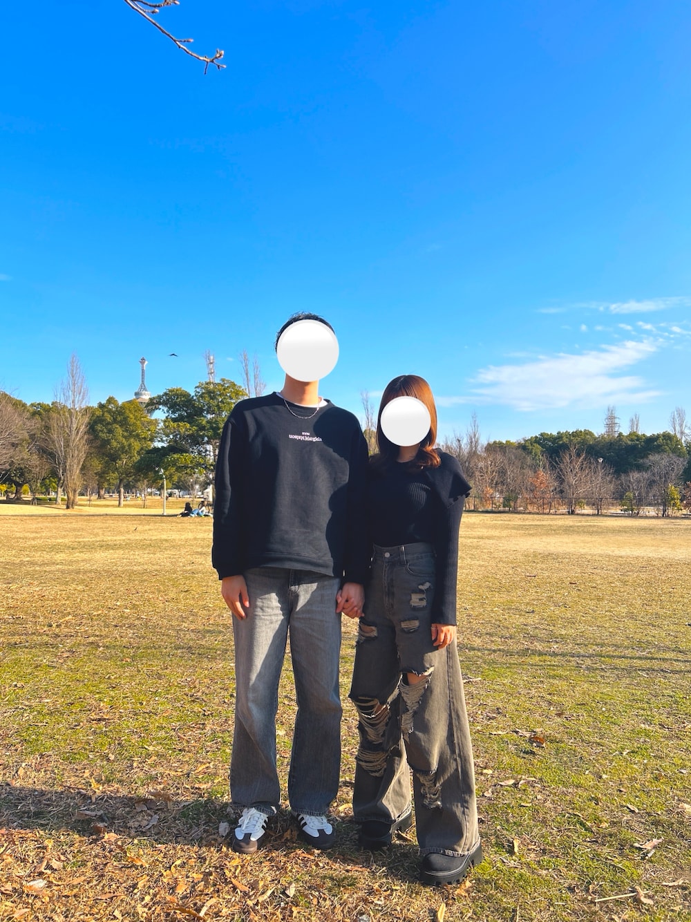 MAISON MARGIELA アップサイドダウンロゴ フーデッド Sweatshirt Maison Margiela Hoodie Upside Down Logo （Black） -FASCINATE