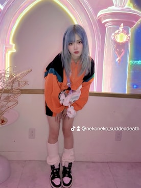 「AIR JORDAN（エアジョーダン）のアイテム（スニーカー）」を使った、ねこさん（レディース・158cm）の秋コーディネート