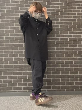 「adidas（アディダス）のadidas アディダス VL COURT 3.0 W レディーススニーカー(VLコート3.0W) KI4574 ダークブラウン/ウォームバニラ/ゴールドメタリック（スニーカー、ブラウン系）」を使った、ASBee STAFFさん（レディース・150cm）の夏コーディネート