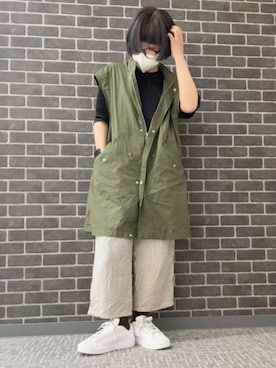 「NIKE（ナイキ）のNIKE ナイキ W COURT HERITAGE MS レディーススニーカー(ウィメンズコートヘリテージMS) IM7529-101 ホワイト/ブラック/ホワイト（スニーカー、ホワイト系）」を使った、ASBee STAFFさん（レディース・150cm）の夏コーディネート